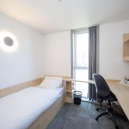 Hotel Keynes College Canterbury Esterno foto