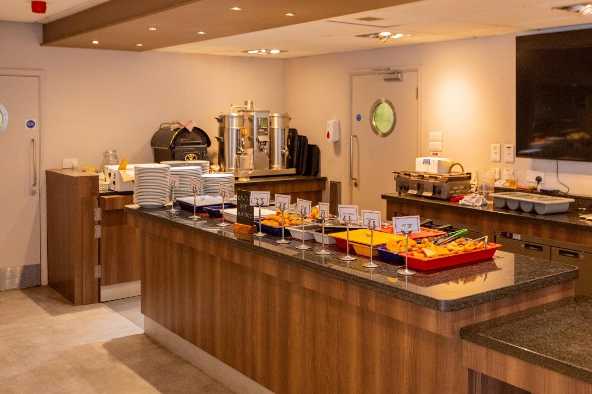 Hotel Keynes College Canterbury Esterno foto