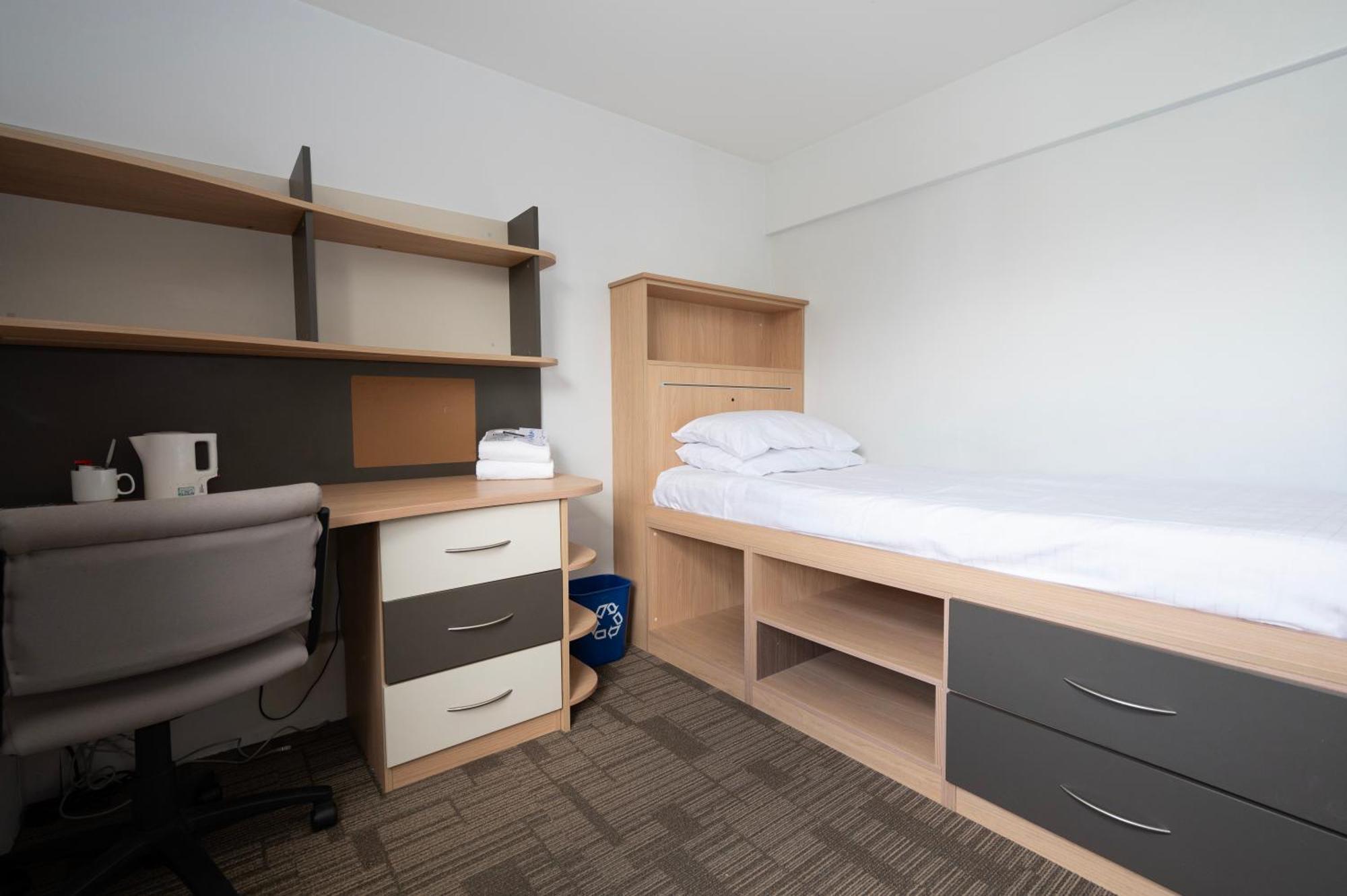 Hotel Keynes College Canterbury Esterno foto